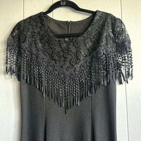 Vintage 90s black lace dress - Picture 2 of 11